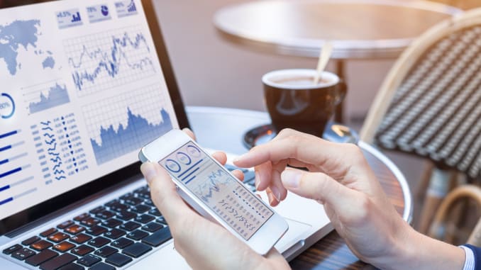 4 Investing Experts Share Tips