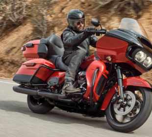 Best Motorcycle for Road Trips Around USA